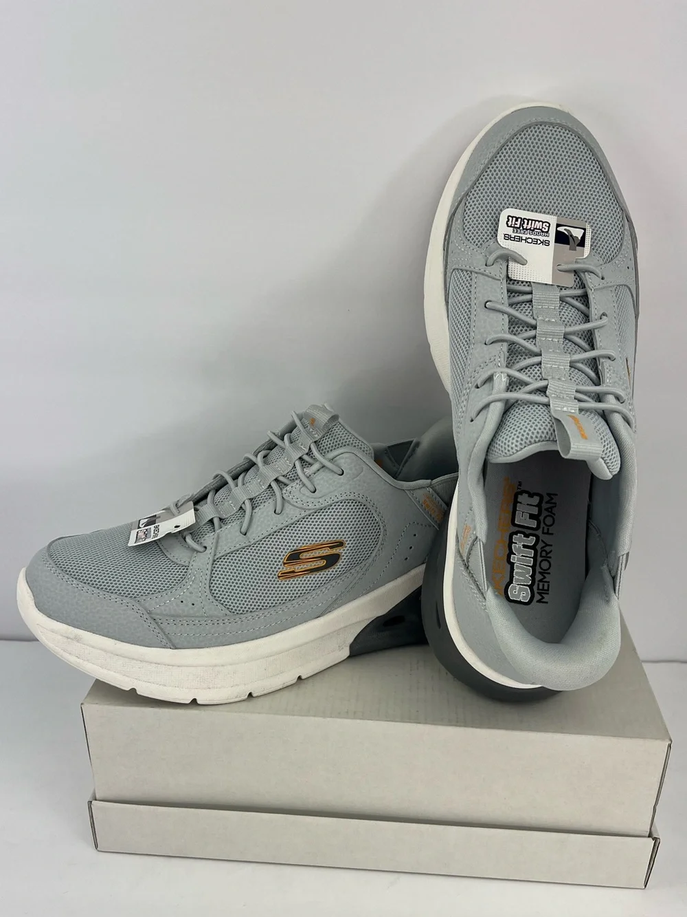 SKECHERS SLIP-IN GLIDE-STEP SWIFT-FIT HANDS FREE, MEMORY FOALIGHT GREY SIZE 8.5